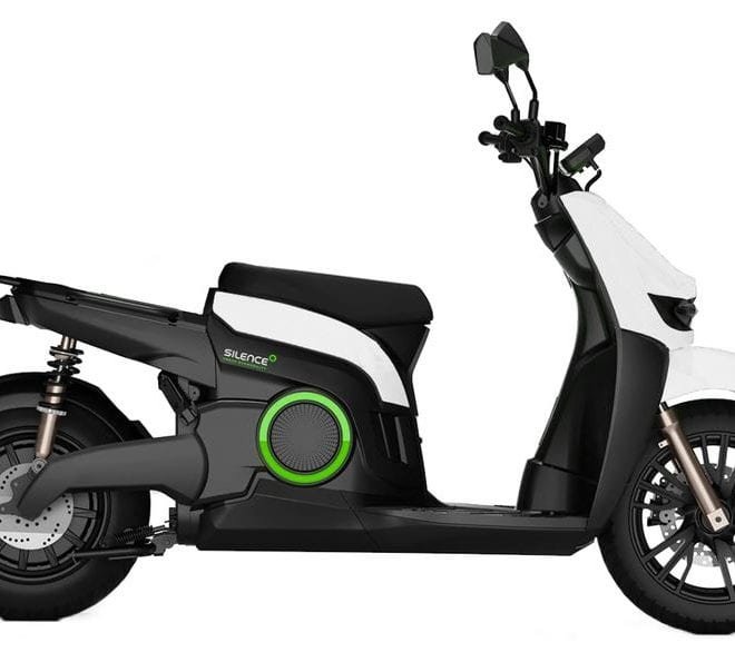 location de scooter électrique standard